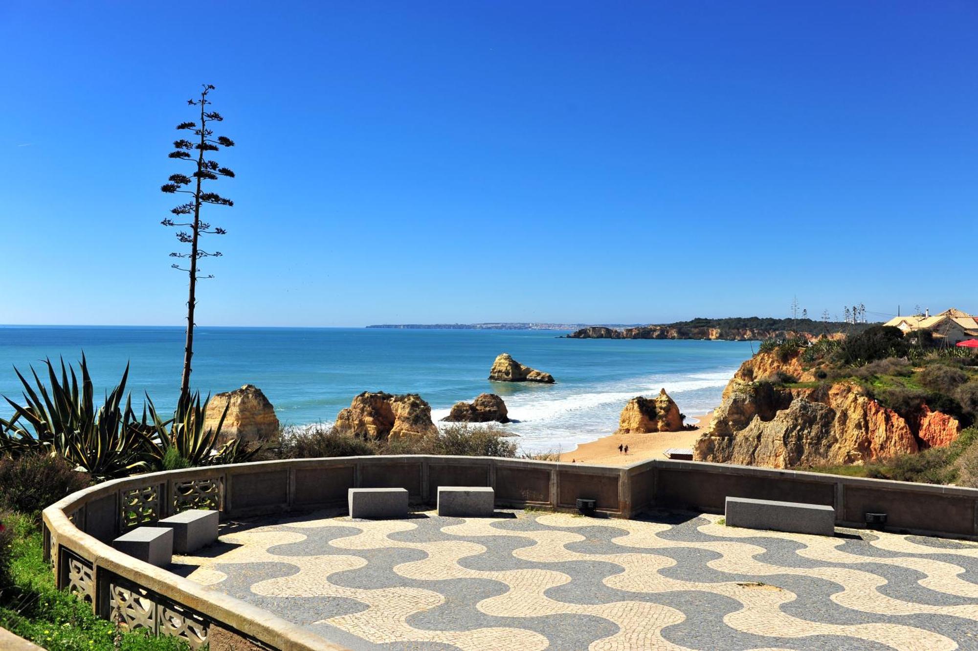 Bnb Homes Praia Da Rocha Beach Cozy Apartment 50 M Away From The Ocean ポルティマン エクステリア 写真