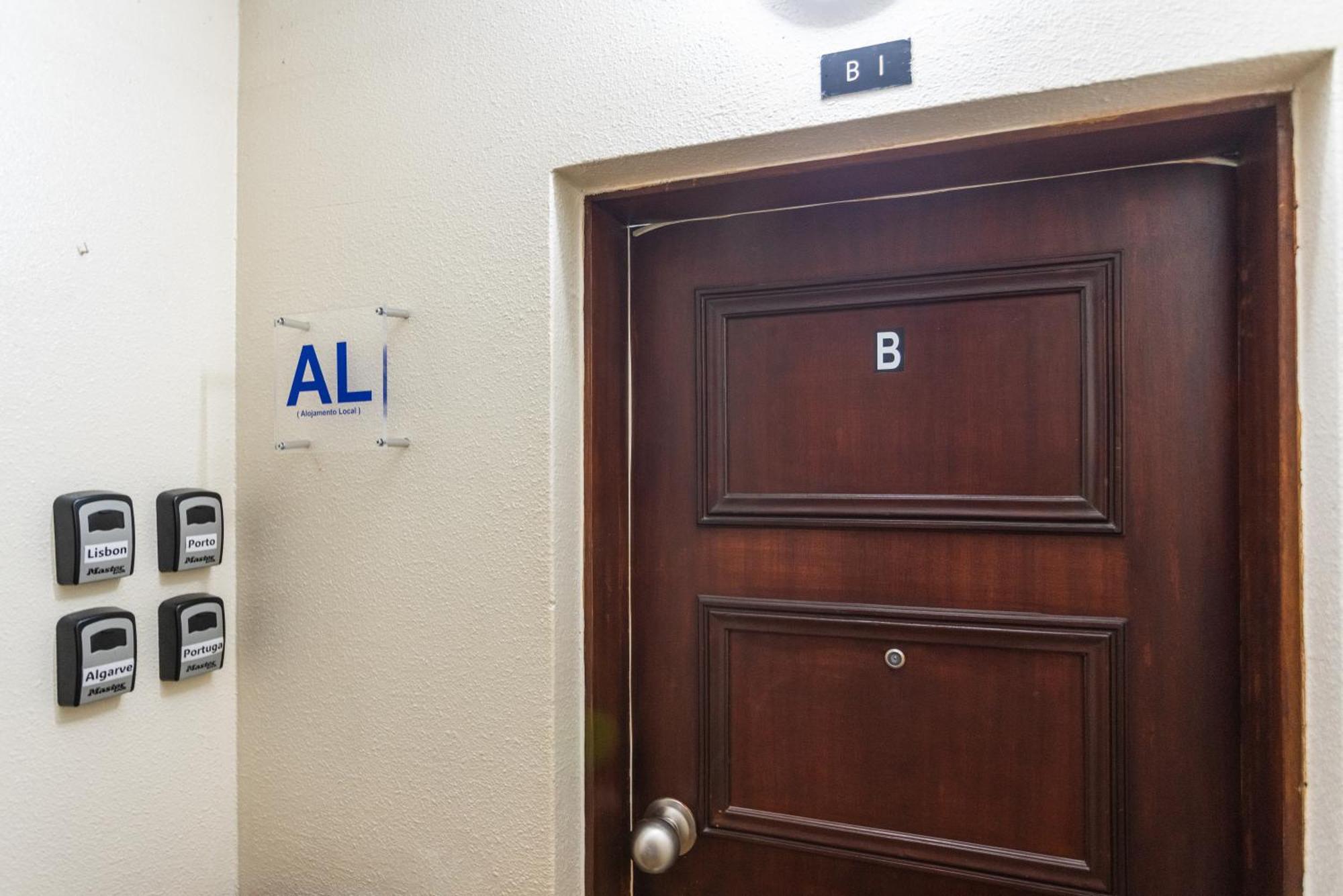 Bnb Homes Praia Da Rocha Beach Cozy Apartment 50 M Away From The Ocean ポルティマン エクステリア 写真