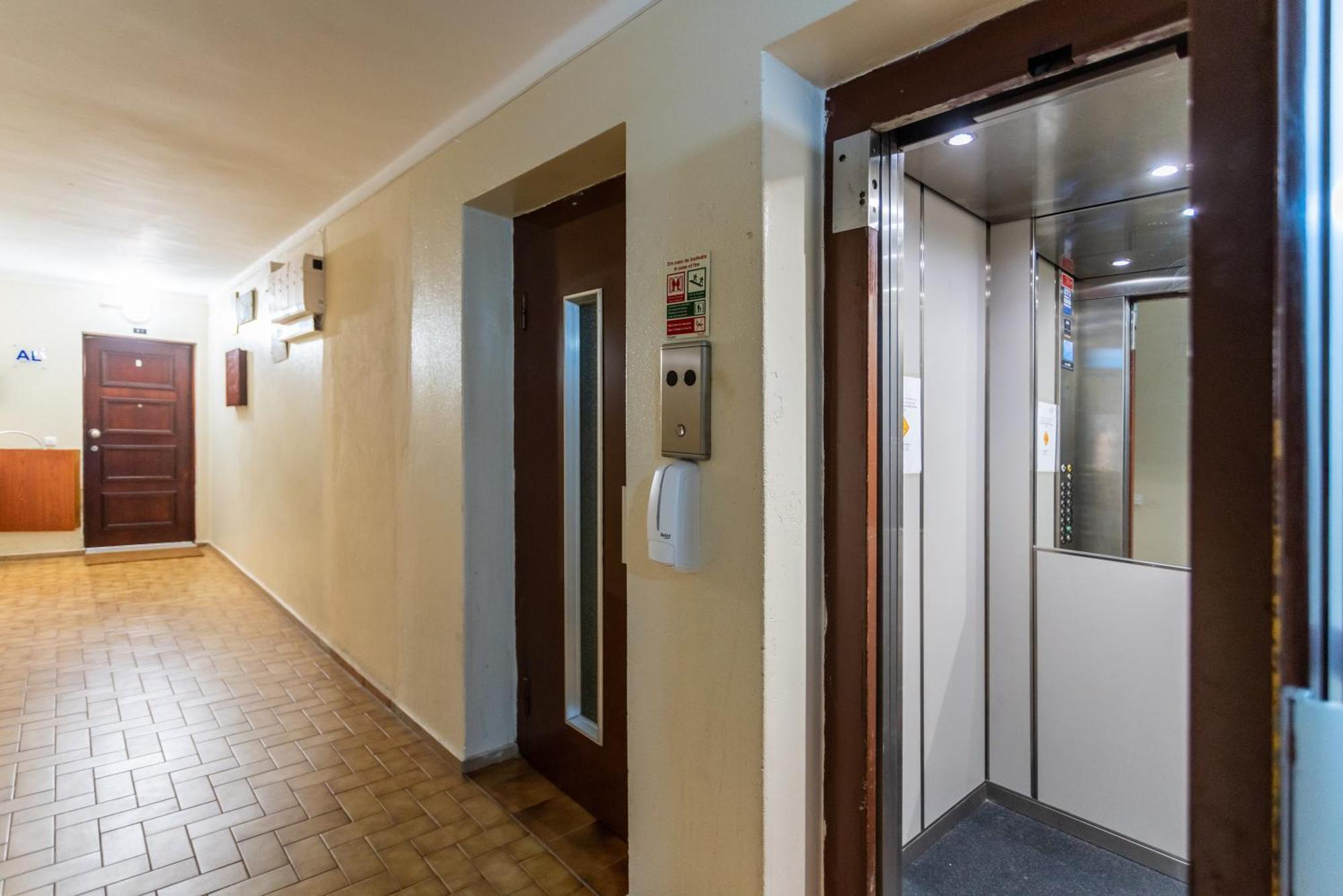 Bnb Homes Praia Da Rocha Beach Cozy Apartment 50 M Away From The Ocean ポルティマン エクステリア 写真